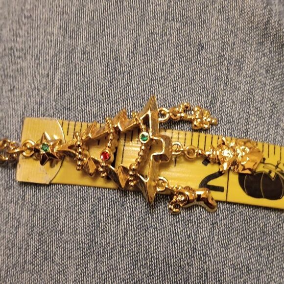 Vintage AVON Christmas Pendant - Picture 10 of 10